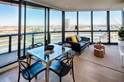 Orange Stay Apartments - Accommodation Redcliffe 5