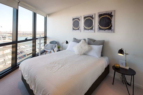 Orange Stay Apartments - Accommodation Redcliffe 9