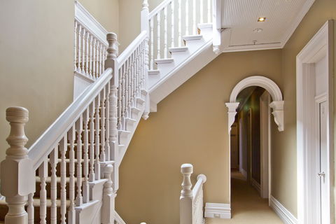 The Vulcan Hotel - Accommodation Redcliffe 7