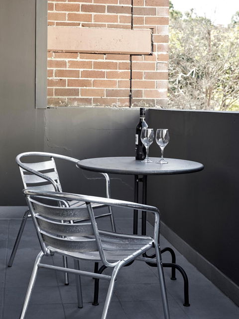 The Vulcan Hotel - Accommodation Redcliffe 9