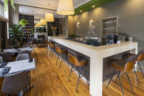 The Vulcan Hotel - Accommodation Redcliffe 15