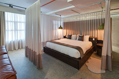 Zara Tower Serviced Apartments - Accommodation Redcliffe 5