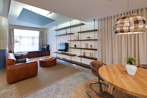 Zara Tower Serviced Apartments - Accommodation Redcliffe 7