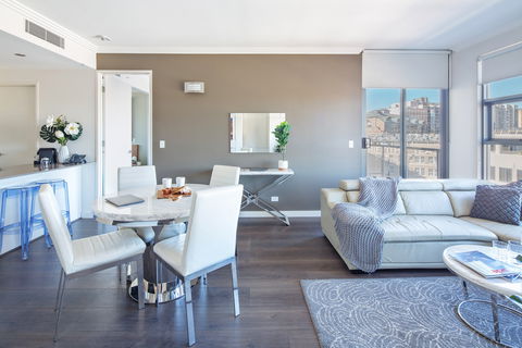 Zara Tower Serviced Apartments - Accommodation Redcliffe 12