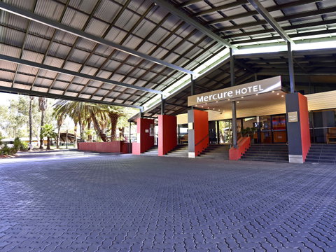 Mercure Alice Springs Resort - Accommodation Redcliffe 2