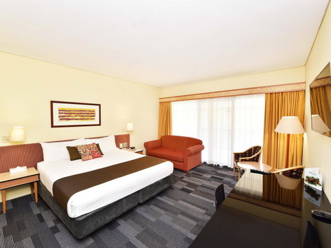 Mercure Alice Springs Resort - Accommodation Redcliffe 8