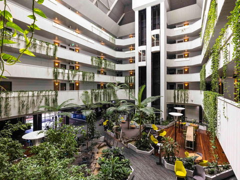 Novotel Darwin Atrium - Accommodation Redcliffe 0