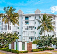 201 Lake Street - Cairns - Accommodation Redcliffe