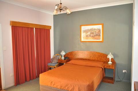 Townview Motel - Accommodation Redcliffe 2
