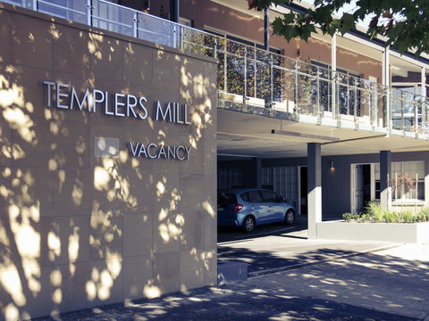 Mercure Orange - Accommodation Redcliffe 0