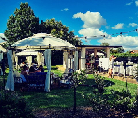 Oriana Motor Inn & Conf Ctr - Accommodation Redcliffe 0