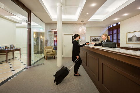 Launceston Central Apartments - Accommodation Redcliffe 1