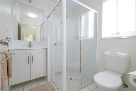 Barney Beach Accommodation Centre - Accommodation Redcliffe 2