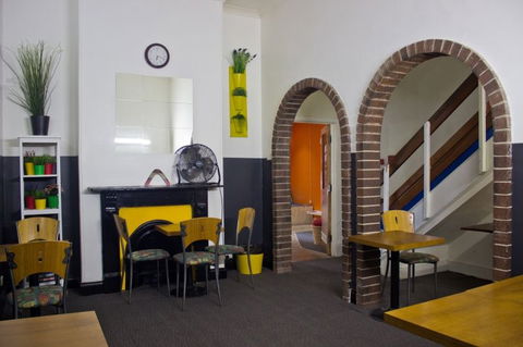 Adelaide Travellers Inn - Accommodation Redcliffe 0