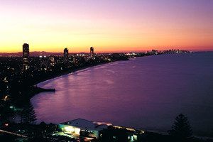 Gemini Court Holiday Apartments - Accommodation Redcliffe 2