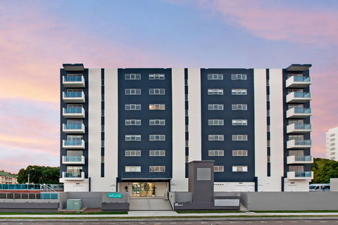Allure Hotel And Apartments - Accommodation Redcliffe 0