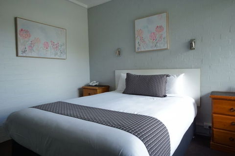Nicholas Royal Motel - Accommodation Redcliffe 1