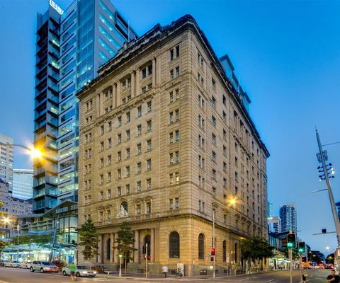 MacArthur Chambers - Accommodation Redcliffe 0