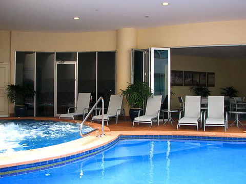 MacArthur Chambers - Accommodation Redcliffe 2
