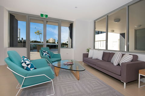 Allure Hotel And Apartments - Accommodation Redcliffe 1