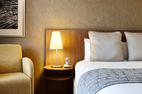 Hotel Urban St Leonards - Accommodation Redcliffe 7