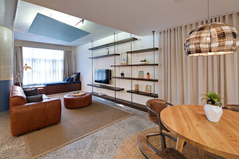 Zara Tower Serviced Apartments - Accommodation Redcliffe 7