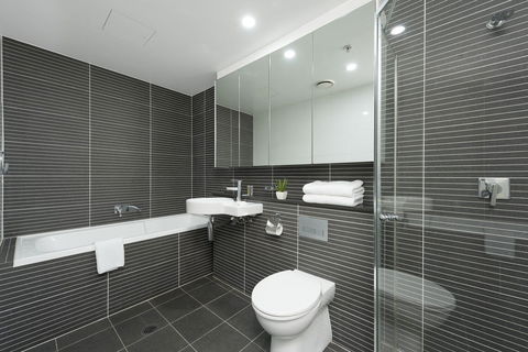 Astra Apartments North Sydney - Accommodation Redcliffe 3