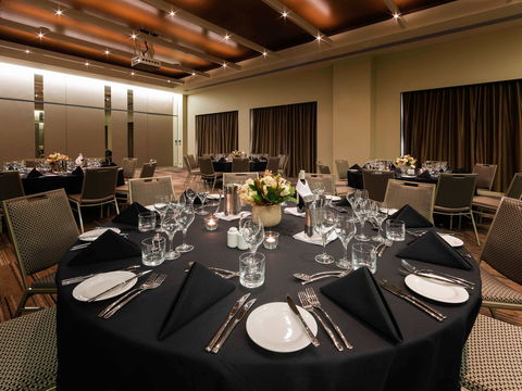 Pullman Hotel at Sydney Olympic Park - Accommodation Redcliffe 9