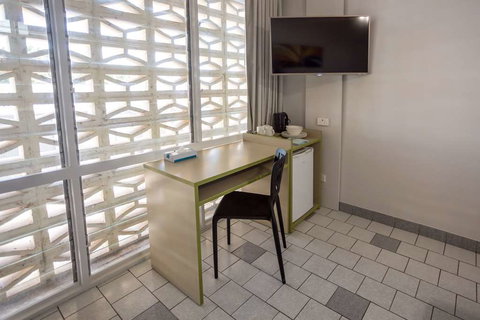 Emerald Star, a Nightcap Hotel - Accommodation Redcliffe 10