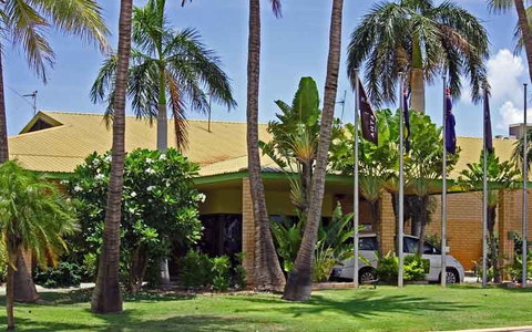 Karratha International Hotel - Accommodation Redcliffe 0