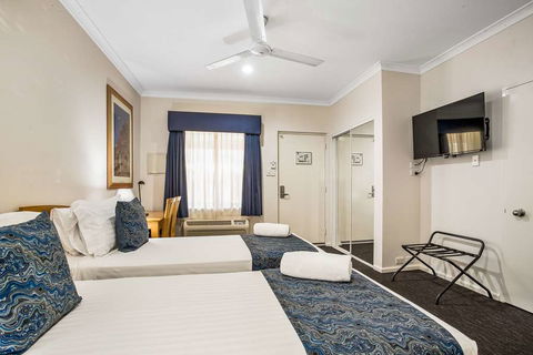 Karratha Central Apartments - Accommodation Redcliffe 3