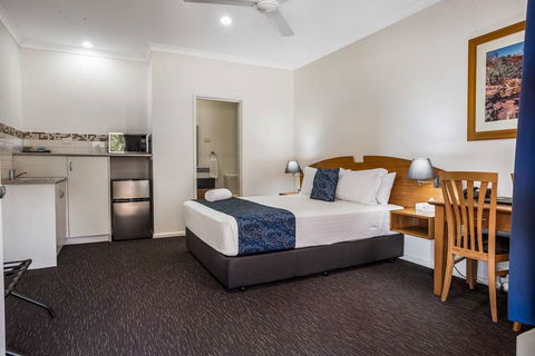 Karratha Central Apartments - Accommodation Redcliffe 9
