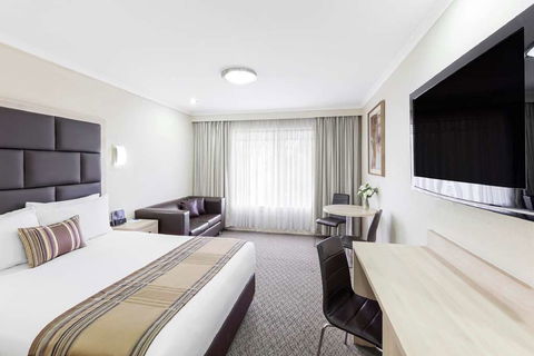 Best Western Plus Garden City Hotel - Accommodation Redcliffe 5