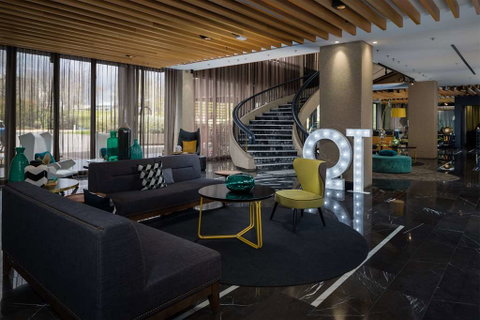 QT Canberra - Accommodation Redcliffe 2
