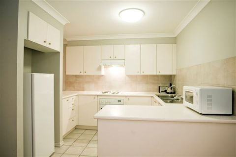 Pinnacle Apartments - Accommodation Redcliffe 3