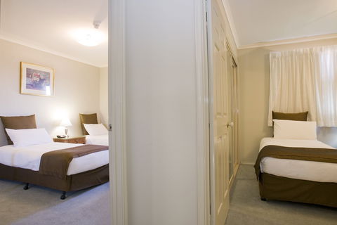 Pinnacle Apartments - Accommodation Redcliffe 4