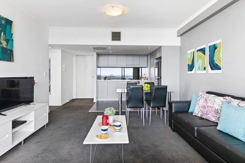 Astra Apartments Parramatta - Accommodation Redcliffe 6
