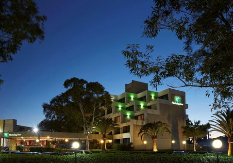 Holiday Inn Warwick Farm - Accommodation Redcliffe 1