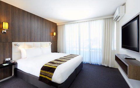 Holiday Inn Warwick Farm - Accommodation Redcliffe 10