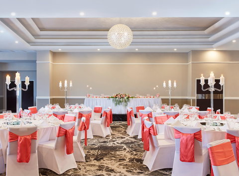 Holiday Inn Warwick Farm - Accommodation Redcliffe 16