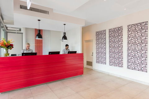 Oaks Elan Darwin - Accommodation Redcliffe 1