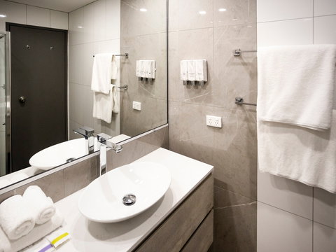 Mantra Bathurst - Accommodation Redcliffe 2