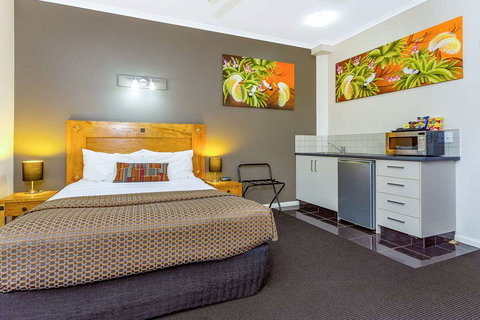 Quality Hotel Darwin Airport - Accommodation Redcliffe 9