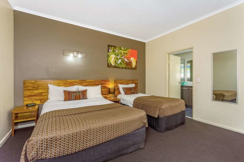 Quality Hotel Darwin Airport - Accommodation Redcliffe 11
