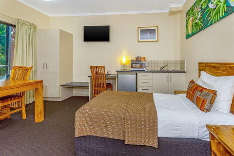 Quality Hotel Darwin Airport - Accommodation Redcliffe 12