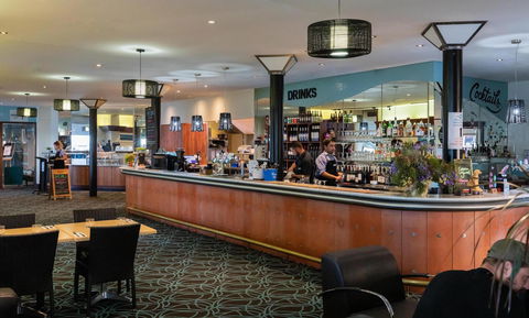 Aurora Ozone Hotel - Accommodation Redcliffe 5
