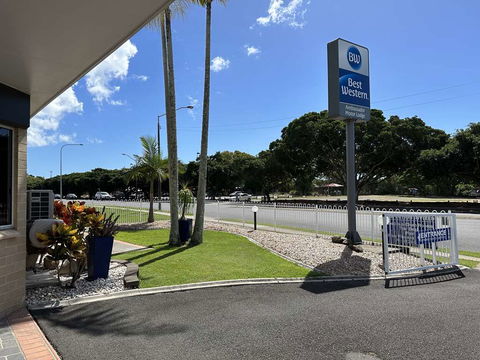 Best Western Ambassador Motor Lodge - Accommodation Redcliffe 1