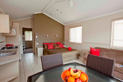 Fraser Lodge Resort And Holiday Park - Accommodation Redcliffe 1