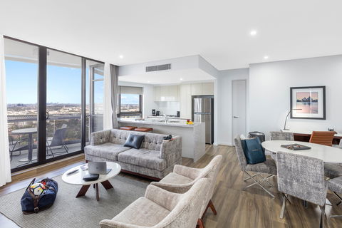 Meriton Suites Church Street, Parramatta - Accommodation Redcliffe 1