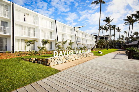 Daydream Island Resort - Accommodation Redcliffe 1